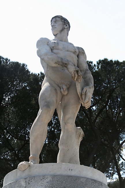 Stadio dei marmi 328